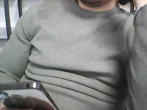 Snapshot of kingmiko12 chatting on 03-18-26, 03:04 kingmiko12 online show from 03-18-26, 03:04