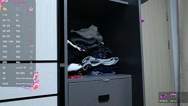 cuteqiqi online show from 04-20-26, 01:25