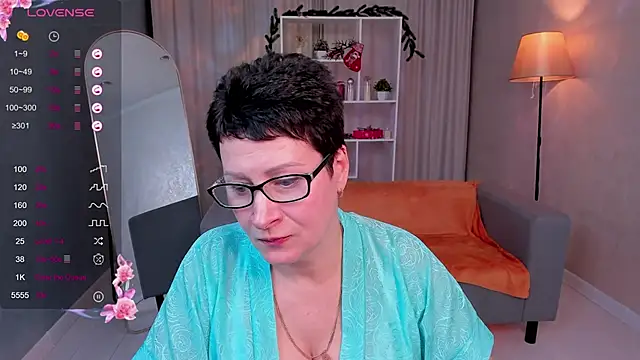 Snapshot of JennyMons chatting on 01-12-26, 09:58 JennyMons online show from 01-12-26, 09:58