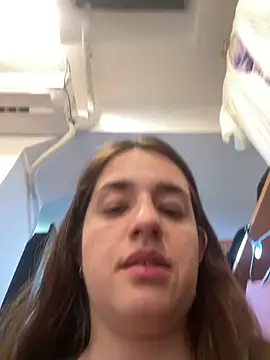 Snapshot of lele202526 chatting on 03-11-26, 06:58 lele202526 online show from 03-11-26, 06:58