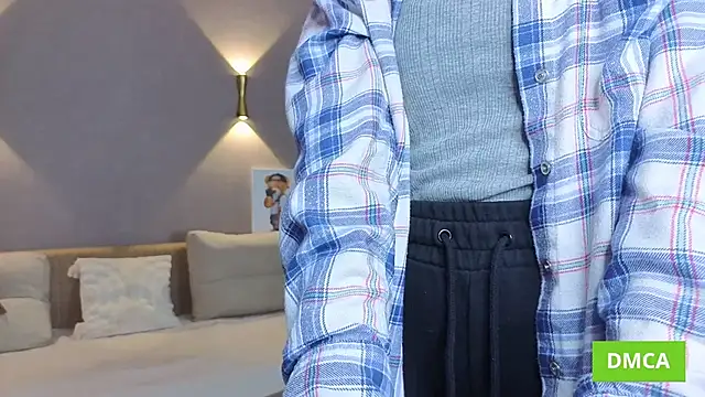 Snapshot of IvoryAmacher chatting on 01-06-26, 07:01 IvoryAmacher online show from 01-06-26, 07:01