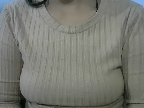 Snapshot of hot-riyyaaa chatting on 01-10-26, 07:48 hot-riyyaaa online show from 01-10-26, 07:48