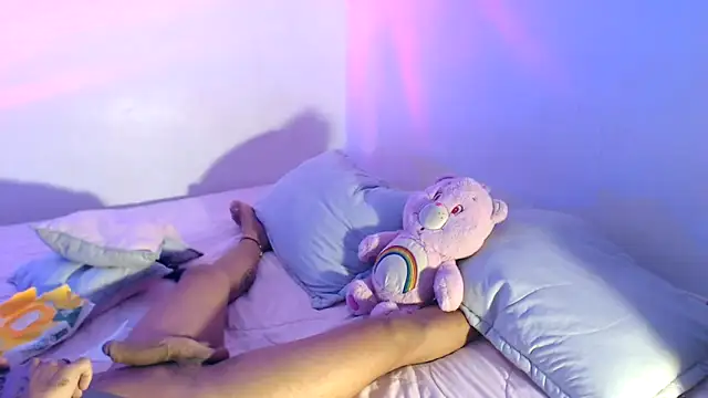  keylafisher  online show from 04-19-26, 07:29