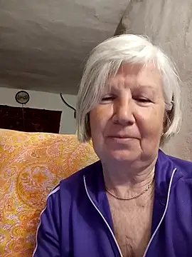 KlaudiaDarling online show from 04-05-26, 05:32