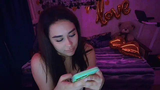 AlisiaRose online show from 05-30-26, 06:16