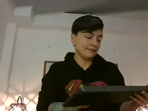 kat paradise online show from 03-21-26, 11:48