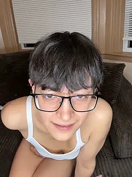 FaiiryArii online show from 04-06-26, 04:57