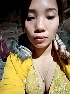 Snapshot of yeutinh00 chatting on 01-06-26, 07:06 yeutinh00 online show from 01-06-26, 07:06