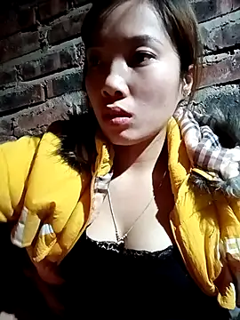 Snapshot of yeutinh00 chatting on 01-07-26, 07:22 yeutinh00 online show from 01-07-26, 07:22