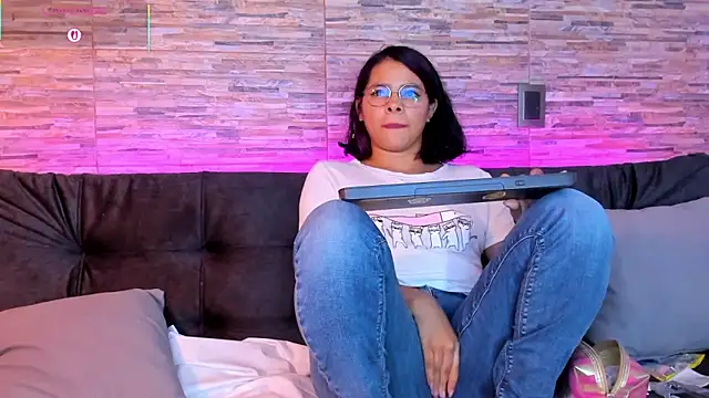 Snapshot of nath_redrex chatting on 01-11-26, 04:50 nath redrex online show from 01-11-26, 04:50