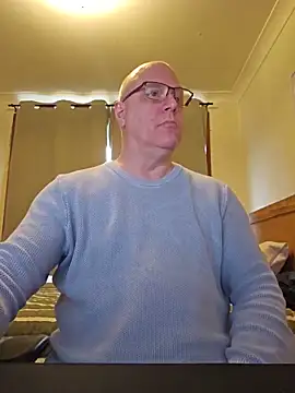 Nudist Aussie Daddy online show from 07-01-26, 01:40