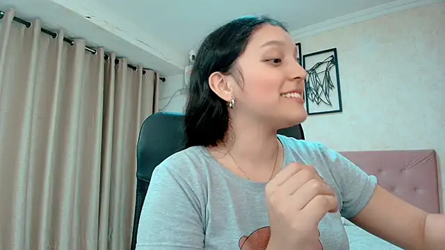 littlemolly walcott online show from 03-25-26, 12:16