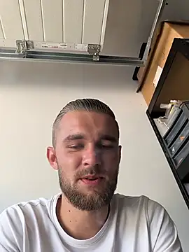 Benjamiinlt online show from 08-01-26, 03:44