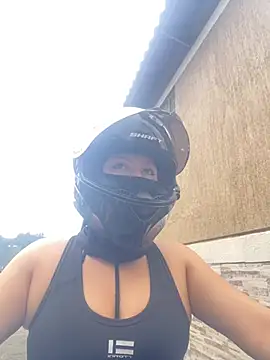 Snapshot of Scarlet_auraa chatting on 01-10-26, 06:31 Scarlet auraa online show from 01-10-26, 06:31