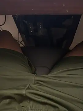 KneelForAlpha online show from 03-25-26, 09:32