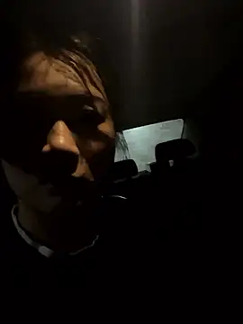 Snapshot of mo-mo-69 chatting on 01-10-26, 12:40 mo-mo-69 online show from 01-10-26, 12:40