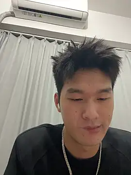 Snapshot of nanda108520 chatting on 02-27-26, 10:37 nanda108520 online show from 02-27-26, 10:37