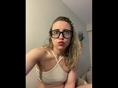 Ambrrr online show from 06-10-26, 10:52