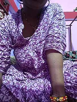 Snapshot of Simmisingh99 chatting on 01-09-26, 09:38 Simmisingh99 online show from 01-09-26, 09:38