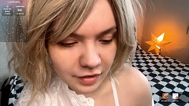 Snapshot of MelliSifuentes chatting on 01-11-26, 08:52 MelliSifuentes online show from 01-11-26, 08:52