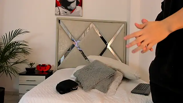 Liam saint online show from 02-19-26, 12:34