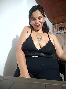 Snapshot of happycarlha chatting on 01-09-26, 02:03 happycarlha online show from 01-09-26, 02:03