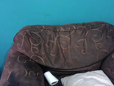 latinomoreno95 online show from 01-05-26, 06:33