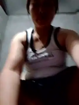 Snapshot of Fading_roses chatting on 03-20-26, 05:40 Fading roses online show from 03-20-26, 05:40