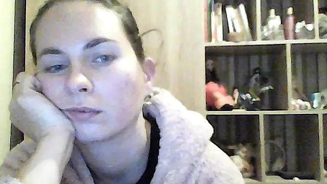 Snapshot of VikiLove765 chatting on 01-07-26, 11:40 VikiLove765 online show from 01-07-26, 11:40