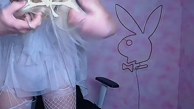 Madonna Fire online show from 02-08-26, 07:45