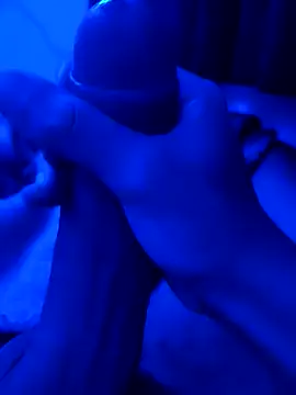 Snapshot of sant031 chatting on 03-29-26, 04:23 sant031 online show from 03-29-26, 04:23