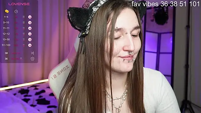 Alice Goth online show from 05-27-26, 08:11