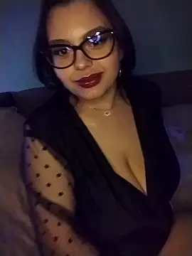 laillaluxe online show from 03-09-26, 08:46