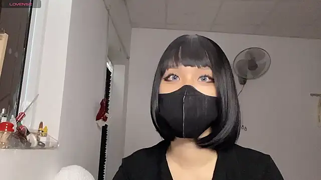 Tieu-May online show from 02-28-26, 07:31