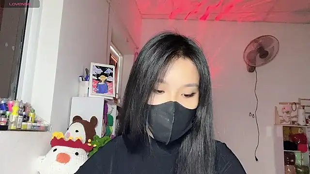 Snapshot of Tieu-May chatting on 05-08-26, 07:14 Tieu-May online show from 05-08-26, 07:14