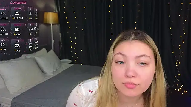 Angel  Grace online show from 03-18-26, 12:03