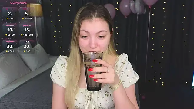 Angel  Grace online show from 04-04-26, 01:48