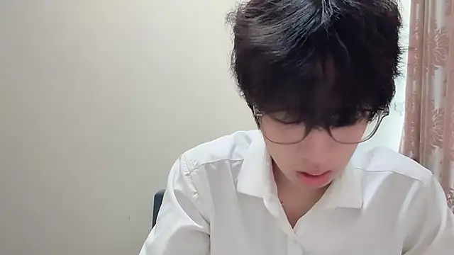 Snapshot of afahyu chatting on 01-08-26, 01:52 afahyu online show from 01-08-26, 01:52