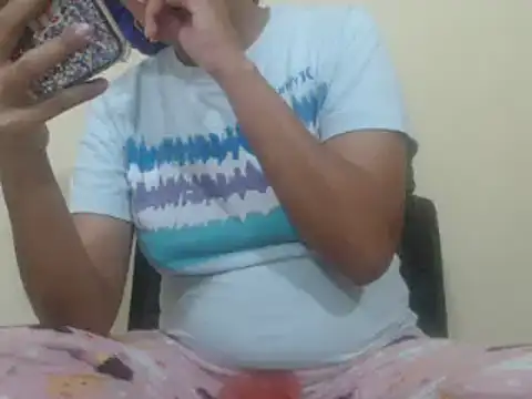 Snapshot of Kandysweety_2 chatting on 02-01-26, 04:05 Kandysweety 2 online show from 02-01-26, 04:05