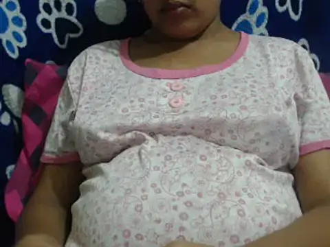 Snapshot of Kandysweety_2 chatting on 02-04-26, 02:06 Kandysweety 2 online show from 02-04-26, 02:06