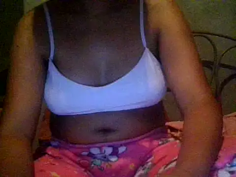 Snapshot of Kandysweety_2 chatting on 07-11-26, 07:27 Kandysweety 2 online show from 07-11-26, 07:27
