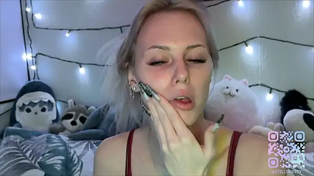 Snapshot of stillsweety chatting on 02-10-26, 04:55 stillsweety online show from 02-10-26, 04:55