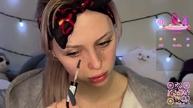 Snapshot of stillsweety chatting on 03-20-26, 10:25 stillsweety online show from 03-20-26, 10:25