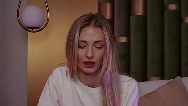 AmeliaAngel online show from 02-06-25, 10:26