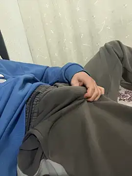 Kdkdndndxnxn online show from 04-03-26, 08:40