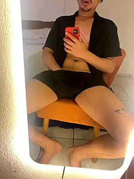 Snapshot of GostosoRS25 chatting on 01-11-26, 05:29 GostosoRS25 online show from 01-11-26, 05:29