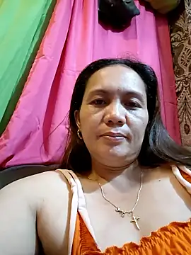 Snapshot of prettymomma24xx chatting on 01-09-26, 01:47 prettymomma24xx online show from 01-09-26, 01:47