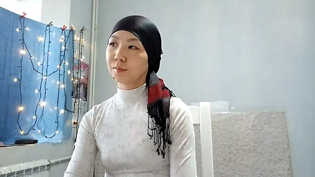 VuiCutie online show from 01-08-26, 03:31