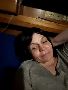 Snapshot of Petitegreeneyez69 chatting on 02-10-26, 09:57 Petitegreeneyez69 online show from 02-10-26, 09:57