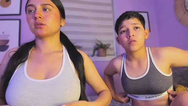 Auroraaa 527 online show from 01-07-26, 03:42